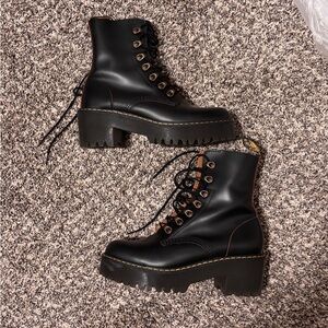 Dr Marten’s Leona Women’s Sz 7